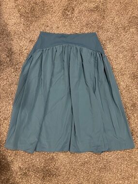 HALARA High Waisted Flowy Midi Skirt Blue M Regular NWT F252